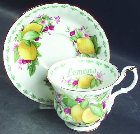 Covent Gardens Footed Cup & Saucer Set