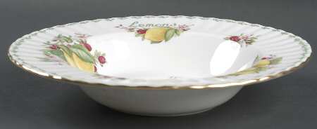 Covent Gardens Large Rim Soup Bowl