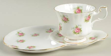 Forget Me Not Rose Dessert Plate & Cup Set