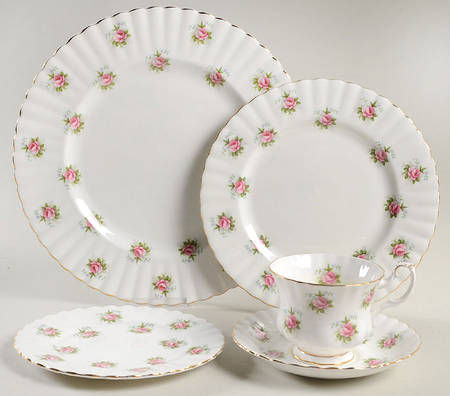 Forget Me Not Rose 5 Piece Place Setting