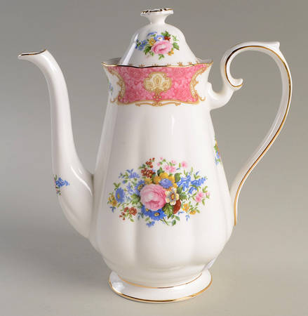 Lady Carlyle Coffee Pot & Lid