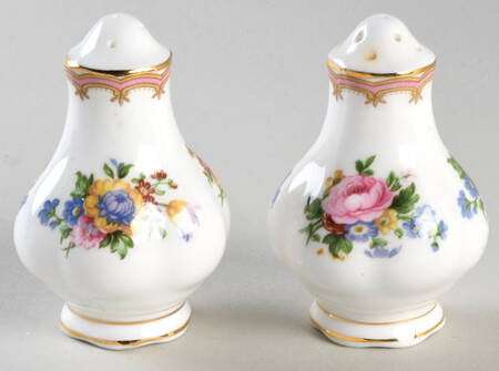 Lady Carlyle Salt & Pepper Set