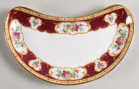 Lady Hamilton Crescent Salad Plate