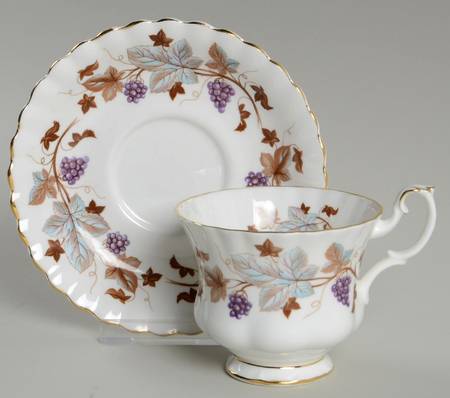 Lorraine Footed Cup & Saucer Set