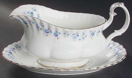 Gravy Boat & Underplate