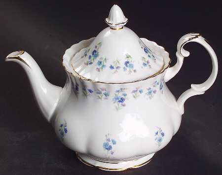 Memory Lane Mini Teapot & Lid by Royal Albert