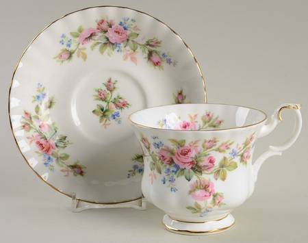 Footed Cup & Saucer Set