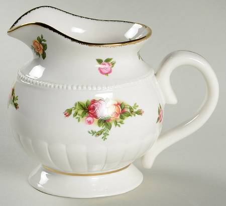 Old Country Roses Creamer