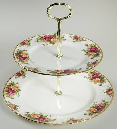Old Country Roses 2 Tiered Serving Tray (Dinner & Salad Plate)