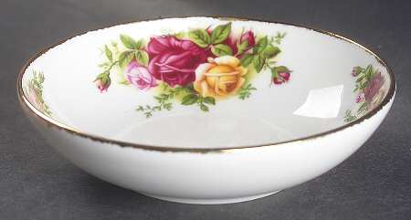 Old Country Roses Fruit/Dessert (Sauce) Bowl by Royal Albert