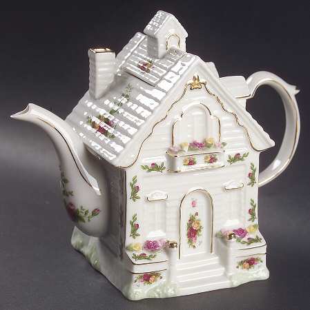 Old Country Roses House Teapot & Lid