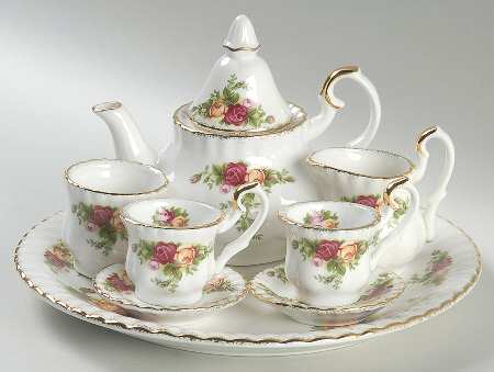 Old Country Roses (9 Pc In Box) Miniature Tea Set