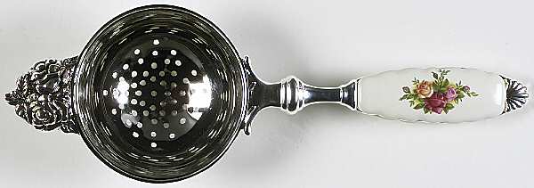 Old Country Roses (1 Piece) Tea Strainer W/Silverplate Bowl