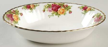 Old Country Roses 9" Oval Vegetable Bowl