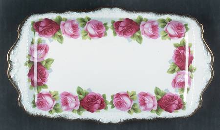 Old English Rose (Brushed Gold Trim) Large Sandwich Tray
