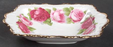 Old English Rose (Brushed Gold Trim) Bon Bon