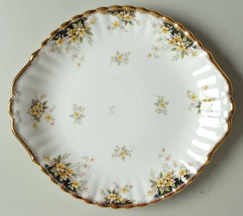Royal Ascot Handled Cake Plate