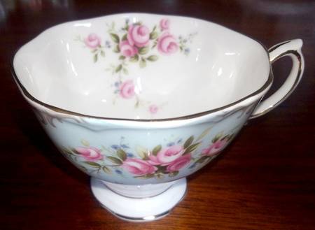 Rose Du Barry Series by Royal Albert