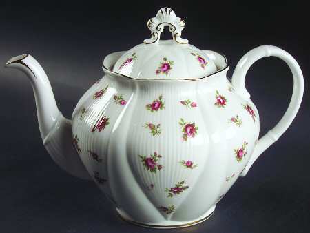 Rosalie Teapot & Lid