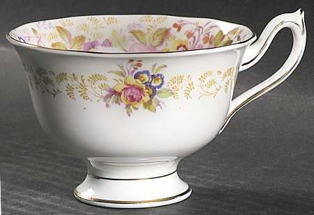 Serena (Thin Gold Trim) Footed Cup