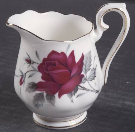 Sweet Romance Mini Creamer