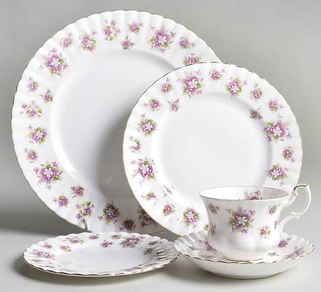 Sweet Violets 5 Piece Place Setting