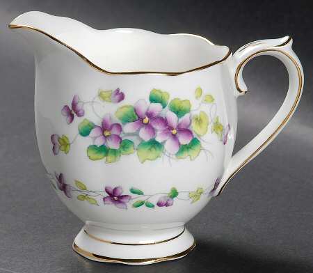 Sweet Violet Creamer