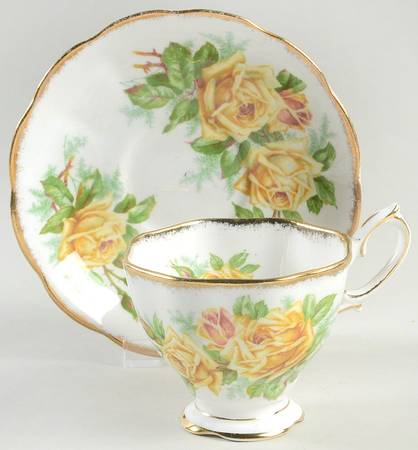 Tea Rose Yellow Footed Cup & Saucer Set