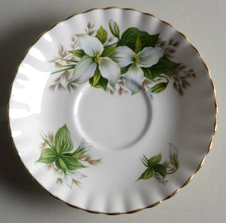 Trillium Saucer for Footed Cup