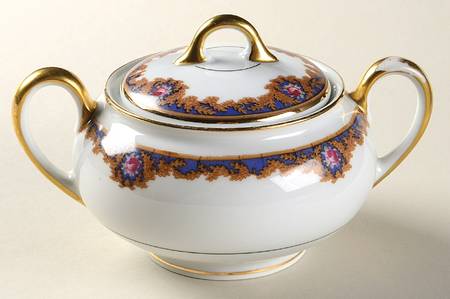 Beverly Sugar Bowl & Lid