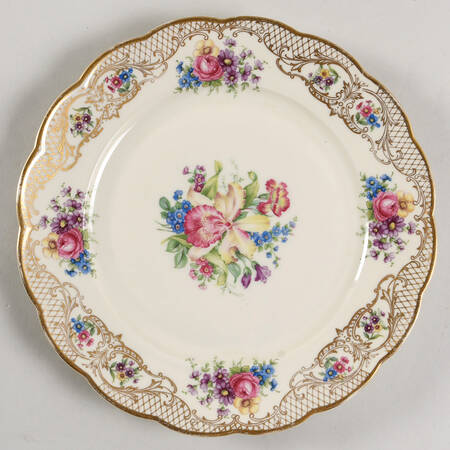 The Rosalie Luncheon Plate
