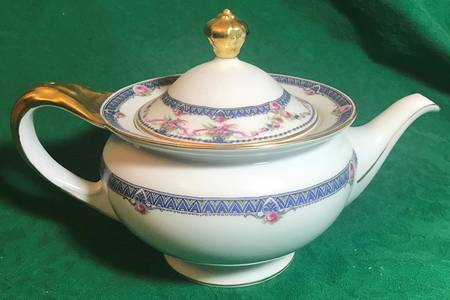 Rosemont Small Teapot & Lid