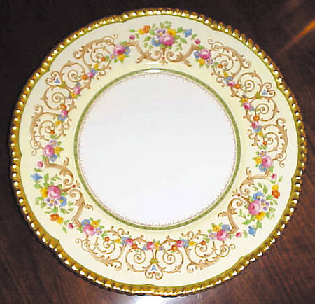 V8087 Gold Trim by Royal Cauldon