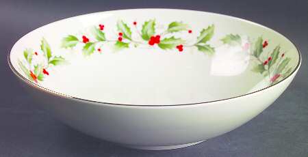 Holly 9" Round Vegetable Bowl
