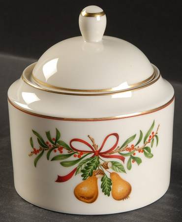 Queensberry Sugar Bowl & Lid