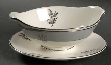 Countess Silver Wheat Gray Gravy Boat with Attached Underplate