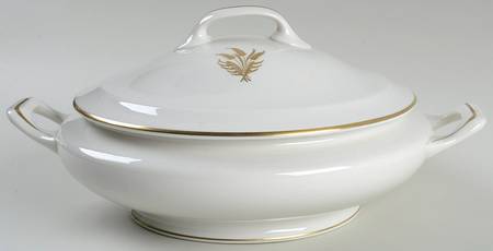Golden Wheat Round Covered Vegetable