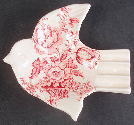 Charlotte Pink (Scalloped) Small Ashtray