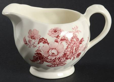 Charlotte Pink (Scalloped) Creamer
