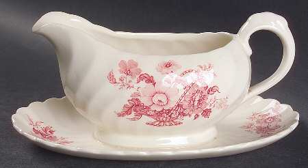 Charlotte Pink (Scalloped) Gravy Boat with Attached Underplate