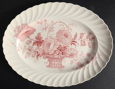 Charlotte Pink (Scalloped) 13" Oval Serving Platter