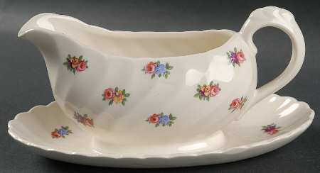 Devonshire (No Trim) Gravy Boat with Attached Underplate