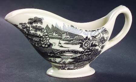 Tonquin Black Individual Gravy Boat