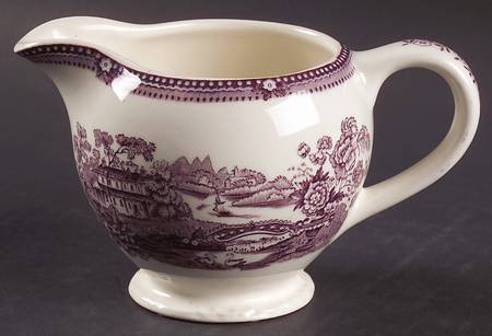 Tonquin Plum Creamer