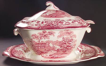 Tonquin Red Pink Tureen & Lid w/Ladle & Underplate