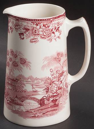 Tonquin Red Pink 32 Oz Pitcher