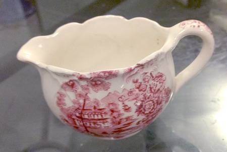 Tonquin Red Pink Mini Creamer