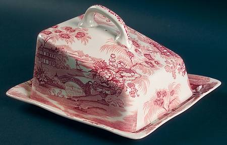 Tonquin Red Pink Cheese Dish with Lid (Wedge)