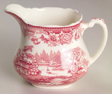 Tonquin Red Pink Creamer