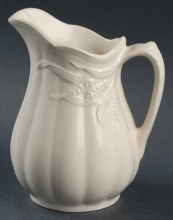 Wheat 24 Oz Pitcher